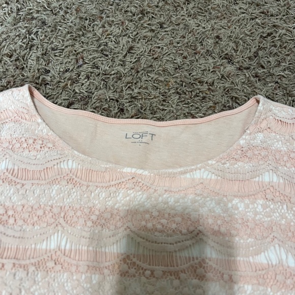 LOFT: Romantic Pink Lace Top – Women’s Size - Picture 2 of 4